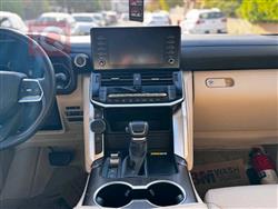 تۆیۆتا لاند کروزەر